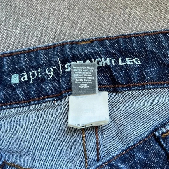 Apt 9 straight leg jeans, size 12 - Picture 4 of 5
